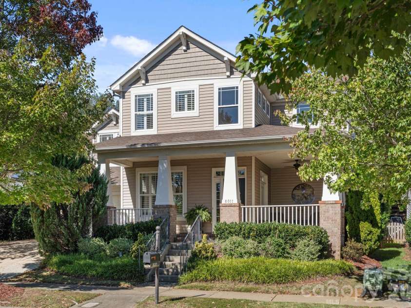 8011 Cottsbrooke Drive, Huntersville, NC 28078.  MLS# CAR4434421, YatesRealty ID 56946. 