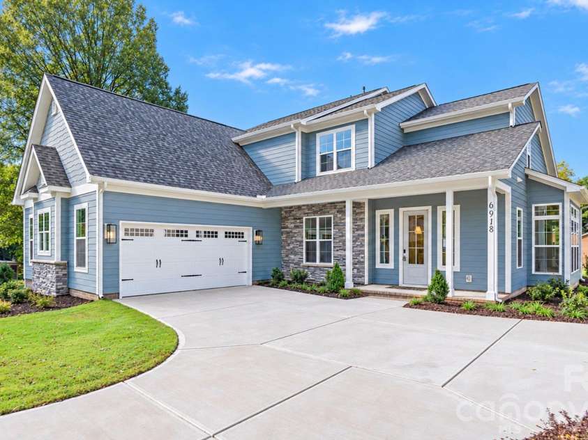 6918 Alexander Road, Charlotte, NC 28226.  MLS# CAR4434180, YatesRealty ID 56950. 