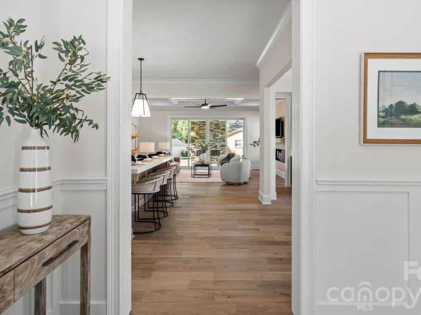 6918 Alexander Road, Charlotte, NC 28226.  MLS# CAR4434180, YatesRealty ID 56950. 