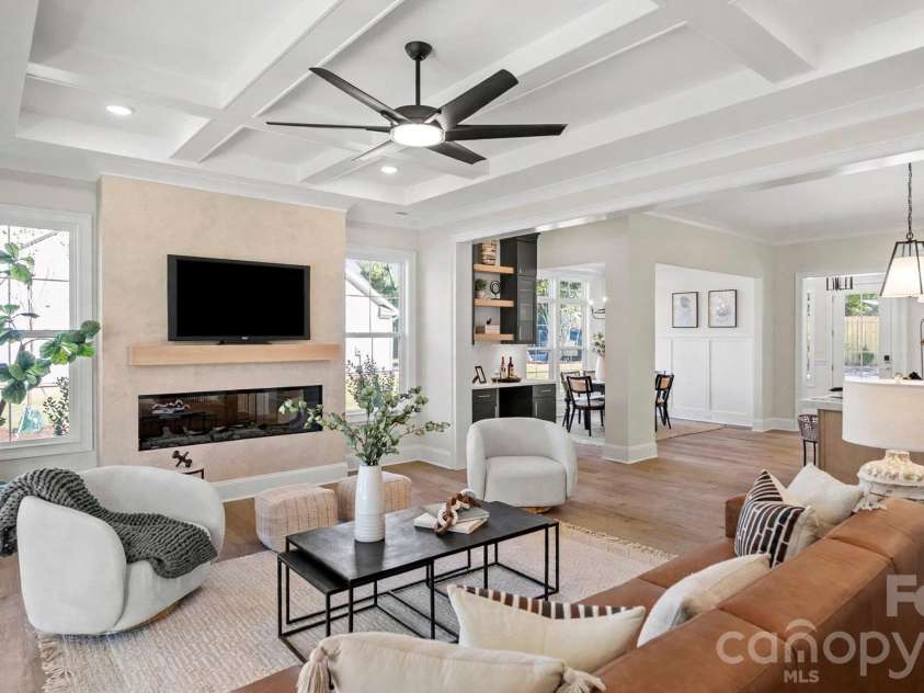 6918 Alexander Road, Charlotte, NC 28226.  MLS# CAR4434180, YatesRealty ID 56950. 
