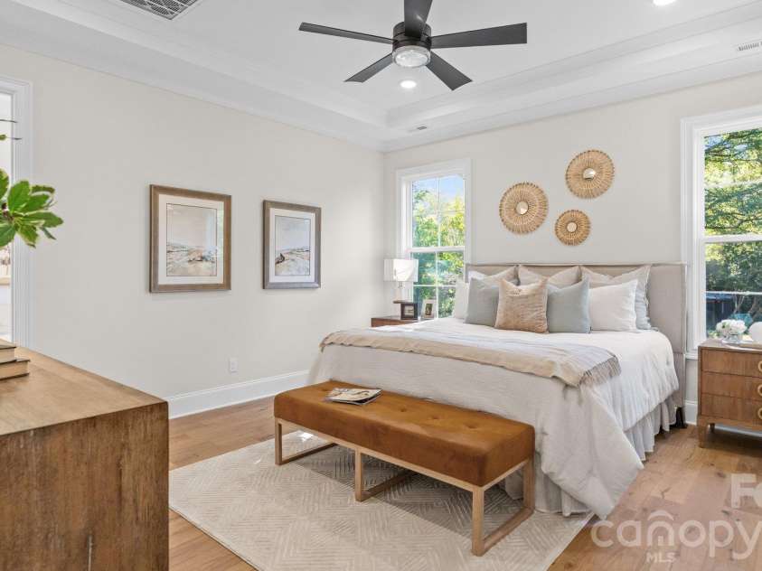 6918 Alexander Road, Charlotte, NC 28226.  MLS# CAR4434180, YatesRealty ID 56950. Main level Primary bedroom