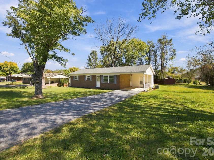 321 Sheldon Street, Hudson, NC 28638.  MLS# CAR4434131, YatesRealty ID 56952. 