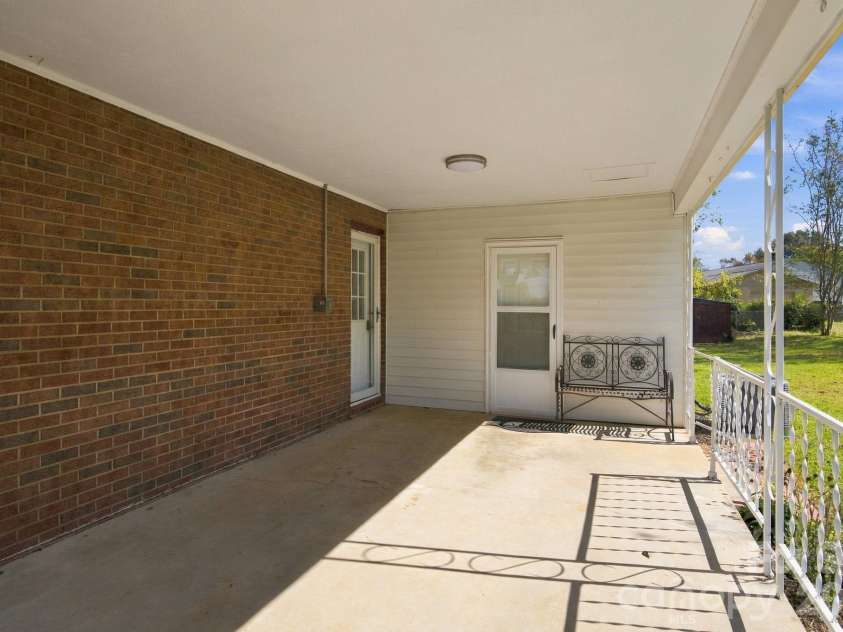 321 Sheldon Street, Hudson, NC 28638.  MLS# CAR4434131, YatesRealty ID 56952. 
