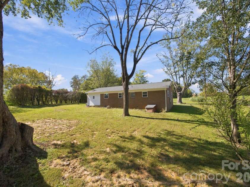 321 Sheldon Street, Hudson, NC 28638.  MLS# CAR4434131, YatesRealty ID 56952. 