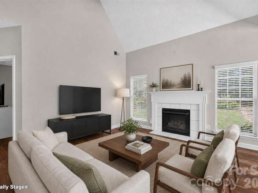 12530 Windward Oaks Drive, Huntersville, NC 28078.  MLS# CAR4434050, YatesRealty ID 56953. 