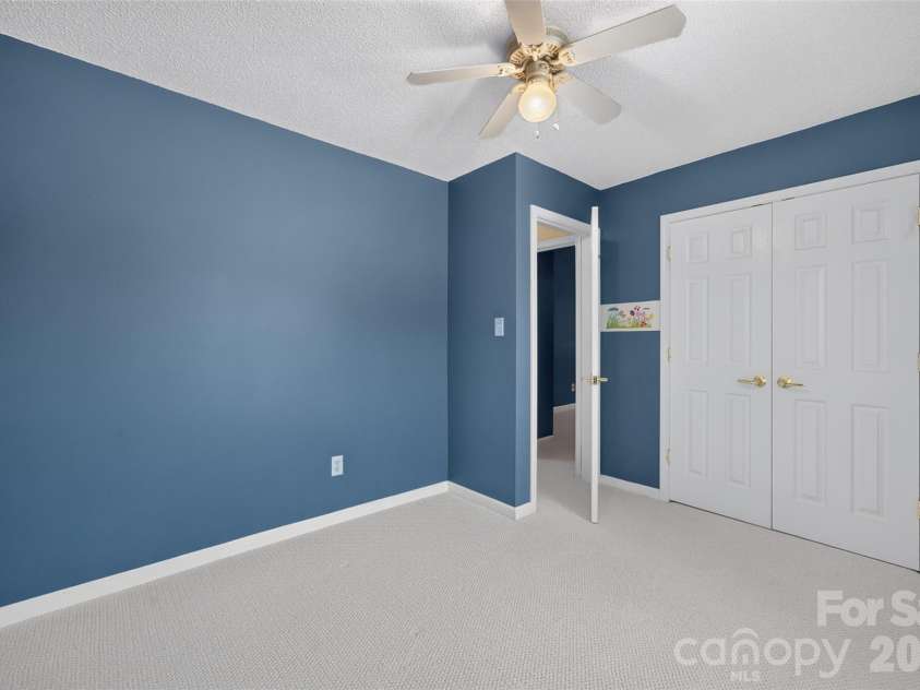 12530 Windward Oaks Drive, Huntersville, NC 28078.  MLS# CAR4434050, YatesRealty ID 56953. 