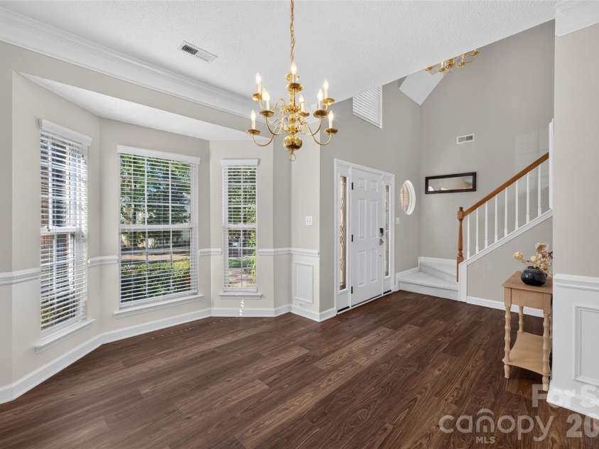 12530 Windward Oaks Drive, Huntersville, NC 28078.  MLS# CAR4434050, YatesRealty ID 56953. Dining Room