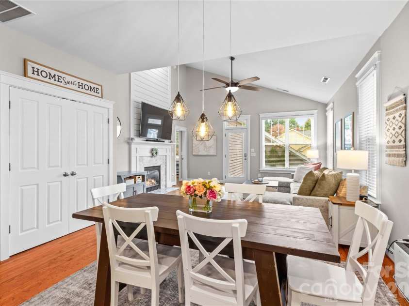 14234 Holly Springs Drive, Huntersville, NC 28078.  MLS# CAR4433930, YatesRealty ID 56956. 