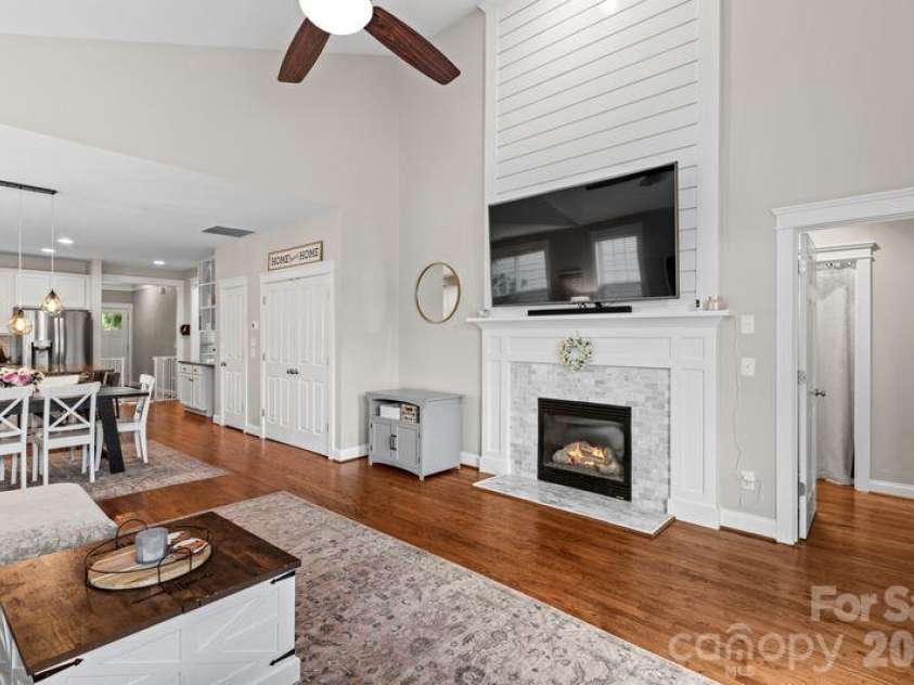 14234 Holly Springs Drive, Huntersville, NC 28078.  MLS# CAR4433930, YatesRealty ID 56956. 