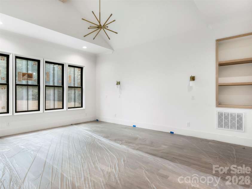1314 Richland Drive, Charlotte, NC 28211.  MLS# CAR4433933, YatesRealty ID 56958. Primary on Main