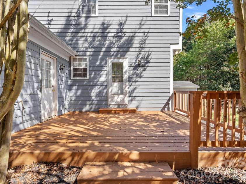 12424 Cool Mist Lane, Huntersville, NC 28078.  MLS# CAR4433827, YatesRealty ID 56960. 