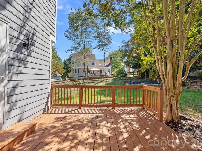 12424 Cool Mist Lane, Huntersville, NC 28078.  MLS# CAR4433827, YatesRealty ID 56960. 