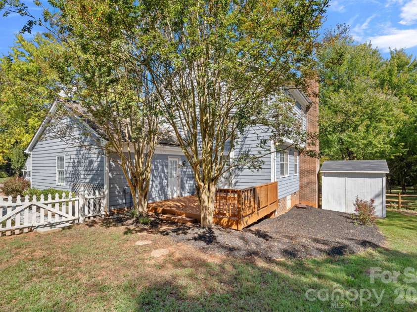 12424 Cool Mist Lane, Huntersville, NC 28078.  MLS# CAR4433827, YatesRealty ID 56960. 