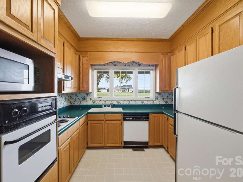 4020 Harris Creek Road, Lawndale, NC 28090.  MLS# CAR4433868, YatesRealty ID 56961. 