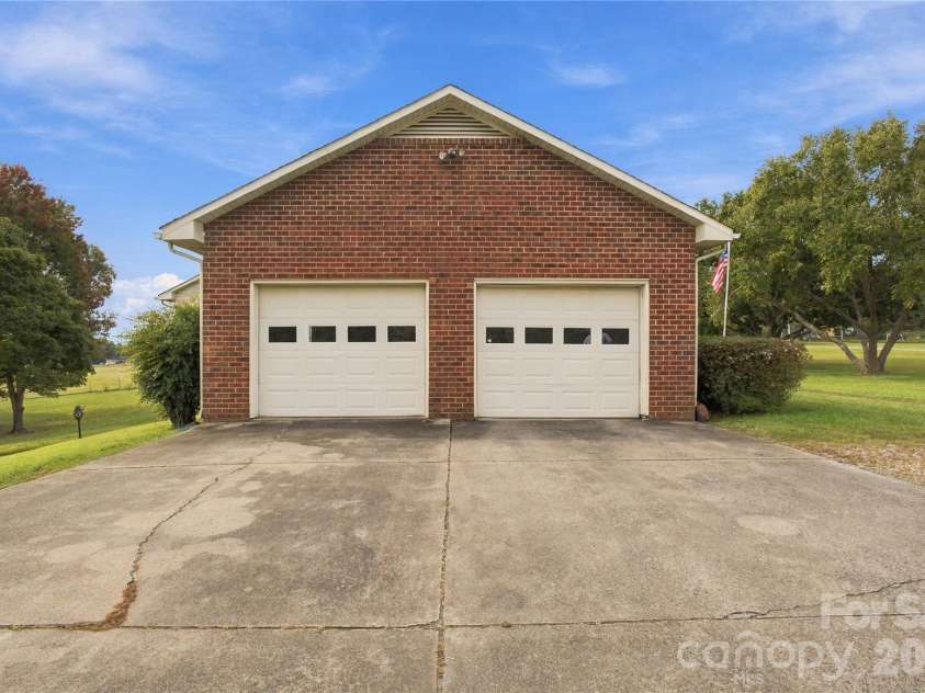 4020 Harris Creek Road, Lawndale, NC 28090.  MLS# CAR4433868, YatesRealty ID 56961. 