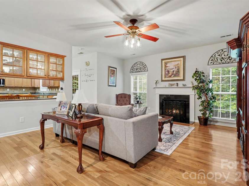 5221 Turkey Oak Drive, Mint Hill, NC 28227.  MLS# CAR4433763, YatesRealty ID 56962. 