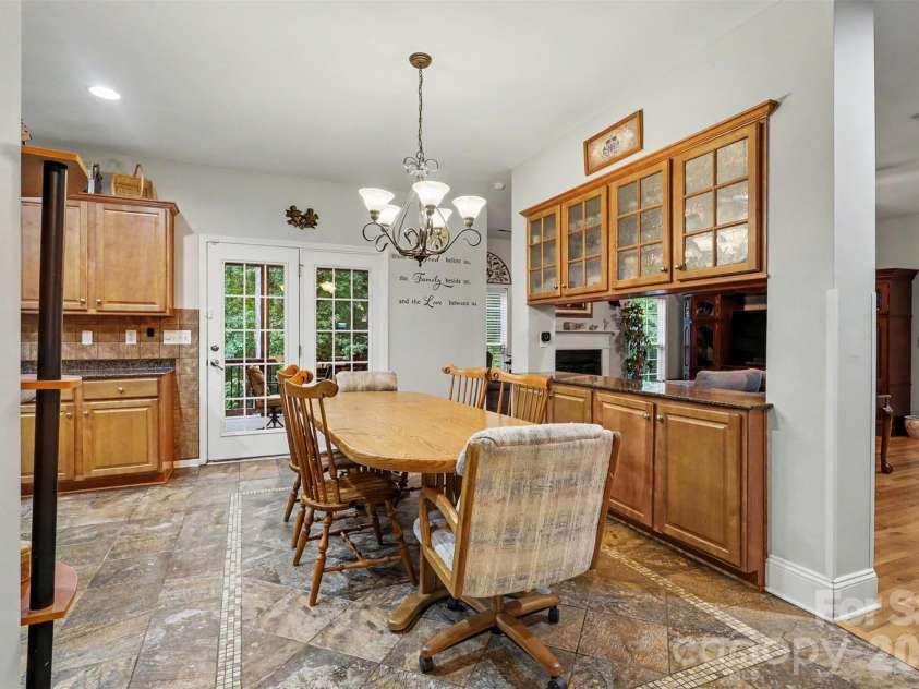 5221 Turkey Oak Drive, Mint Hill, NC 28227.  MLS# CAR4433763, YatesRealty ID 56962. 