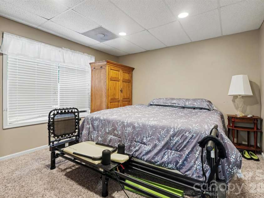 5221 Turkey Oak Drive, Mint Hill, NC 28227.  MLS# CAR4433763, YatesRealty ID 56962. Basement Flex Room