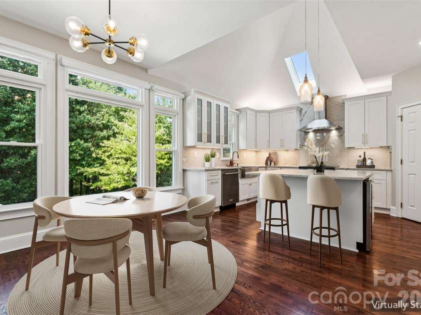 16516 Riverpointe Drive, Charlotte, NC 28278.  MLS# CAR4433714, YatesRealty ID 56963. 