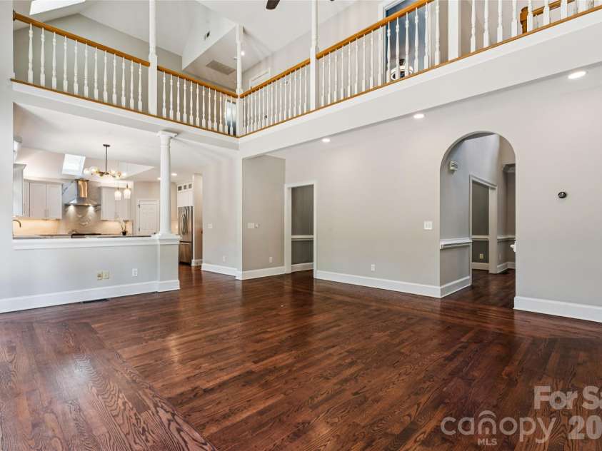 16516 Riverpointe Drive, Charlotte, NC 28278.  MLS# CAR4433714, YatesRealty ID 56963. 