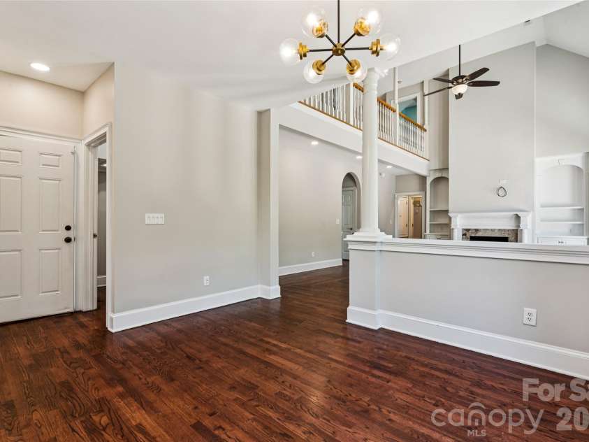 16516 Riverpointe Drive, Charlotte, NC 28278.  MLS# CAR4433714, YatesRealty ID 56963. 