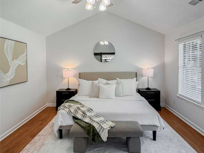 4138 Beauvista Drive, Charlotte, NC 28269.  MLS# CAR4433728, YatesRealty ID 56965. 