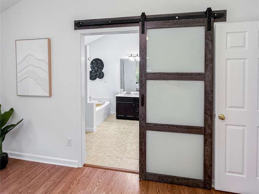 4138 Beauvista Drive, Charlotte, NC 28269.  MLS# CAR4433728, YatesRealty ID 56965. 