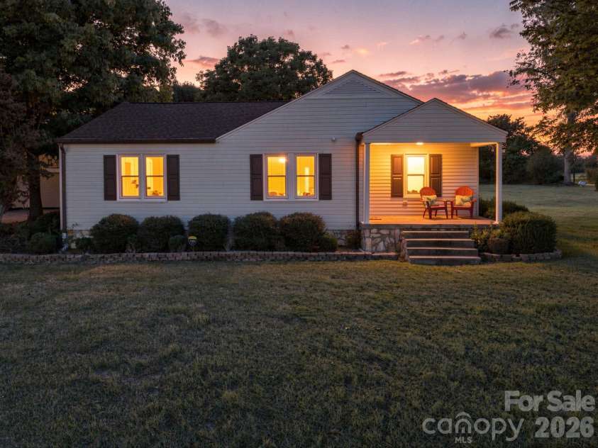3770 Dry Ponds Road, Granite Falls, NC 28630.  MLS# CAR4433509, YatesRealty ID 56966. Welcome Home!