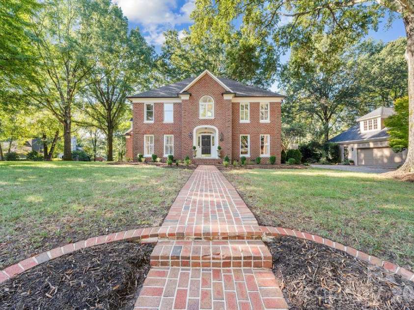 5050 Kimblewyck Lane, Charlotte, NC 28226.  MLS# CAR4433578, YatesRealty ID 56967. 