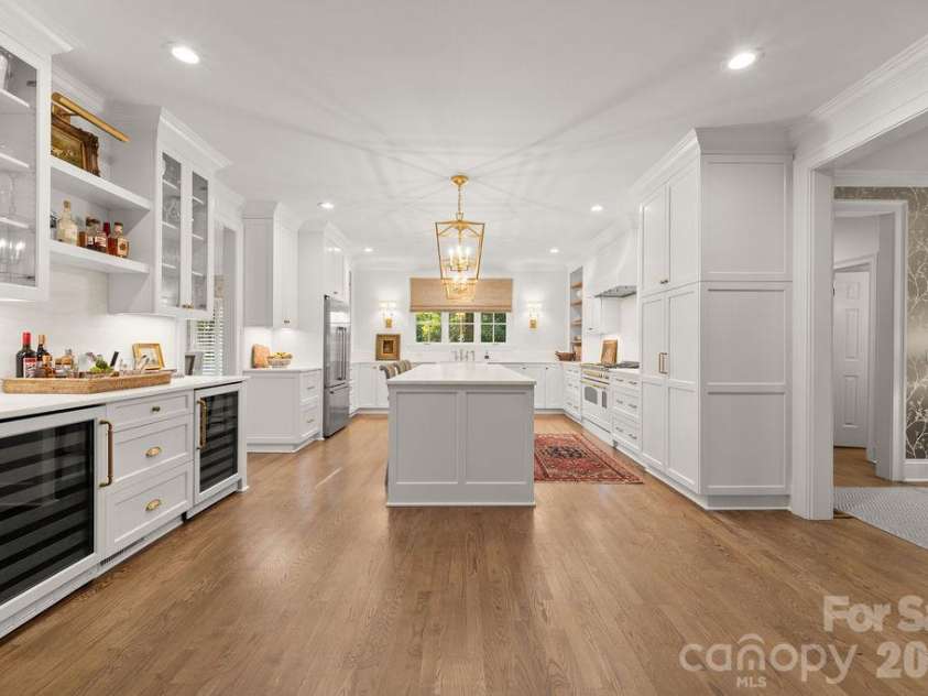 5050 Kimblewyck Lane, Charlotte, NC 28226.  MLS# CAR4433578, YatesRealty ID 56967. 