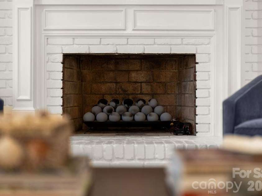 5050 Kimblewyck Lane, Charlotte, NC 28226.  MLS# CAR4433578, YatesRealty ID 56967. 