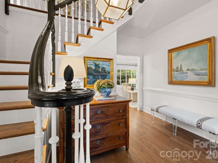 5050 Kimblewyck Lane, Charlotte, NC 28226.  MLS# CAR4433578, YatesRealty ID 56967. 
