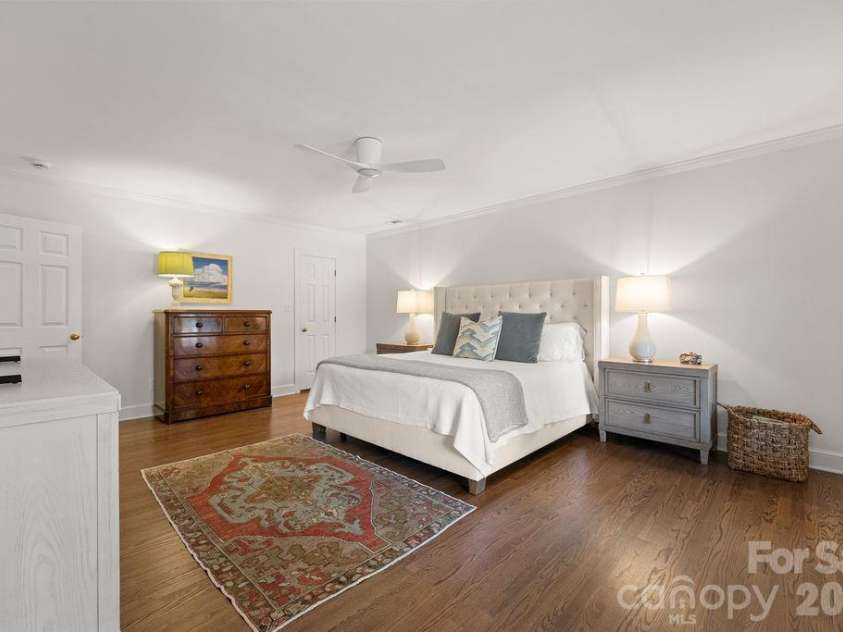 5050 Kimblewyck Lane, Charlotte, NC 28226.  MLS# CAR4433578, YatesRealty ID 56967. 