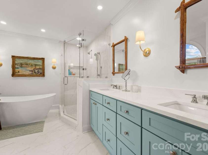 5050 Kimblewyck Lane, Charlotte, NC 28226.  MLS# CAR4433578, YatesRealty ID 56967. 