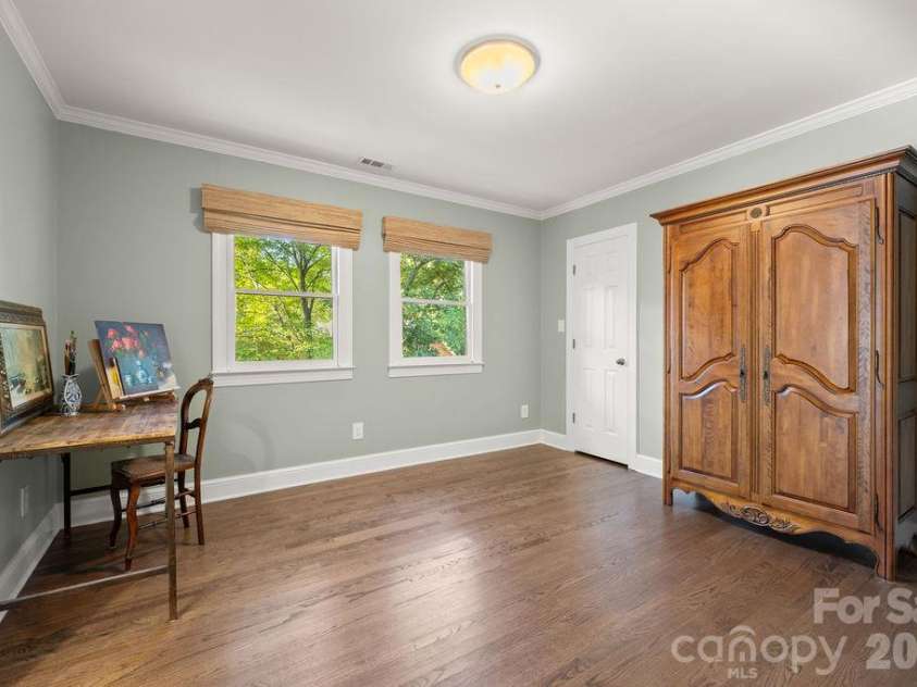 5050 Kimblewyck Lane, Charlotte, NC 28226.  MLS# CAR4433578, YatesRealty ID 56967. 