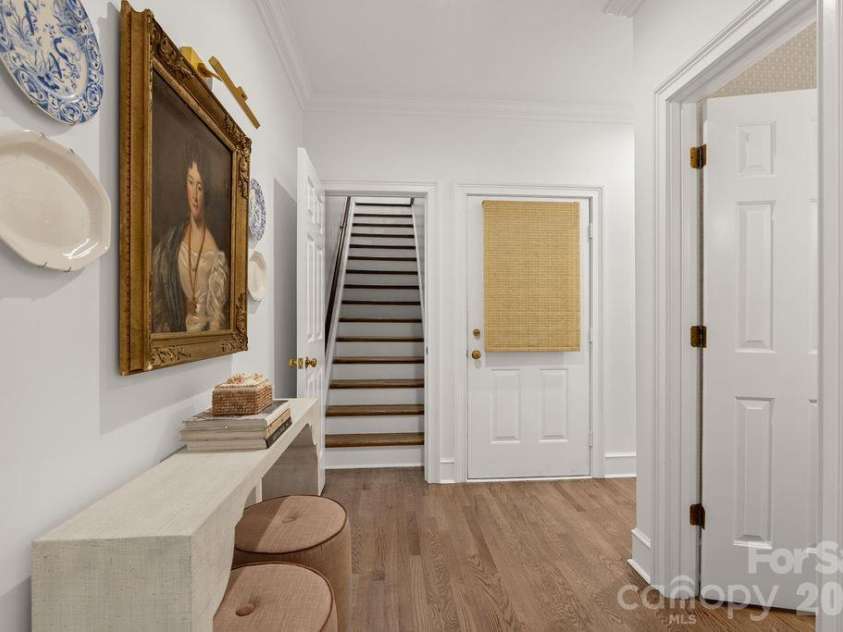 5050 Kimblewyck Lane, Charlotte, NC 28226.  MLS# CAR4433578, YatesRealty ID 56967. 