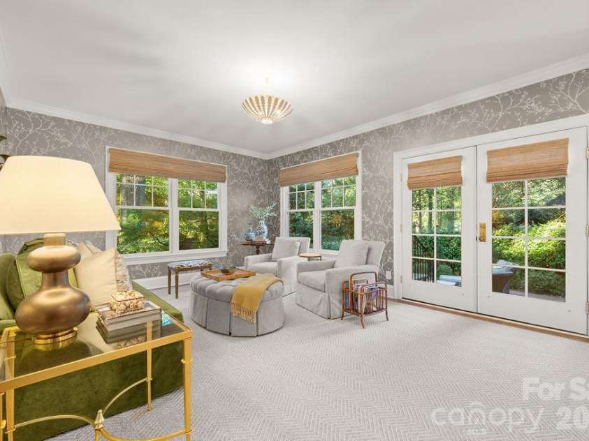 5050 Kimblewyck Lane, Charlotte, NC 28226.  MLS# CAR4433578, YatesRealty ID 56967. 