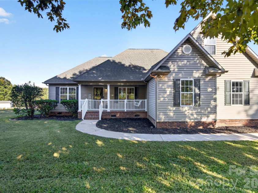 125 Round Tuit Lane, Mt Ulla, NC 28125.  MLS# CAR4433640, YatesRealty ID 56968. 