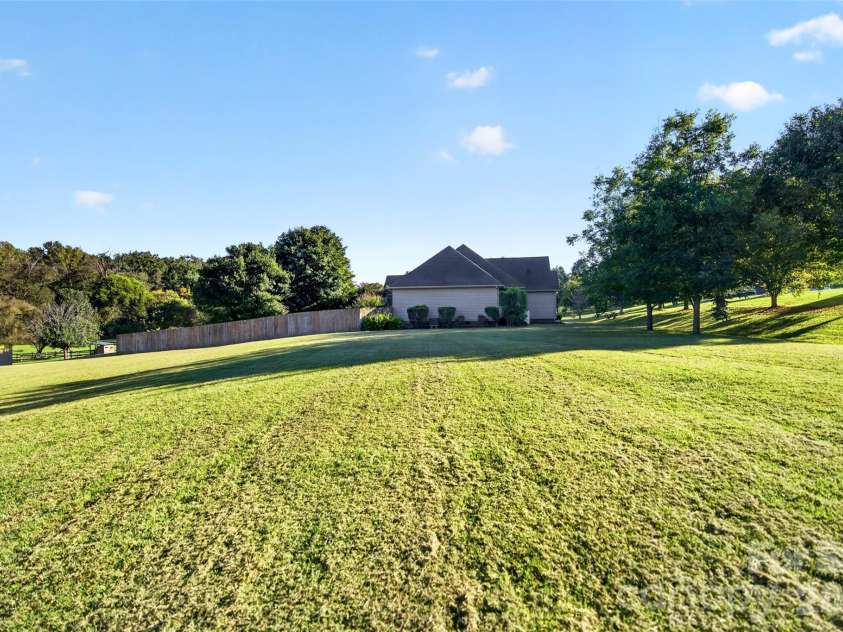 125 Round Tuit Lane, Mt Ulla, NC 28125.  MLS# CAR4433640, YatesRealty ID 56968. 