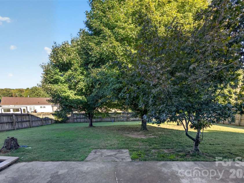 125 Round Tuit Lane, Mt Ulla, NC 28125.  MLS# CAR4433640, YatesRealty ID 56968. 