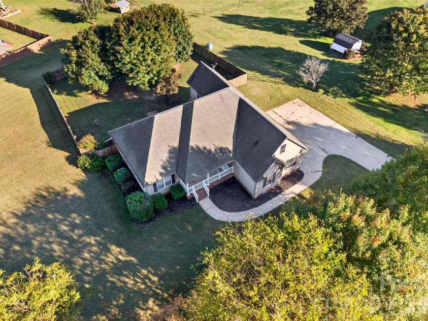 125 Round Tuit Lane, Mt Ulla, NC 28125.  MLS# CAR4433640, YatesRealty ID 56968. 