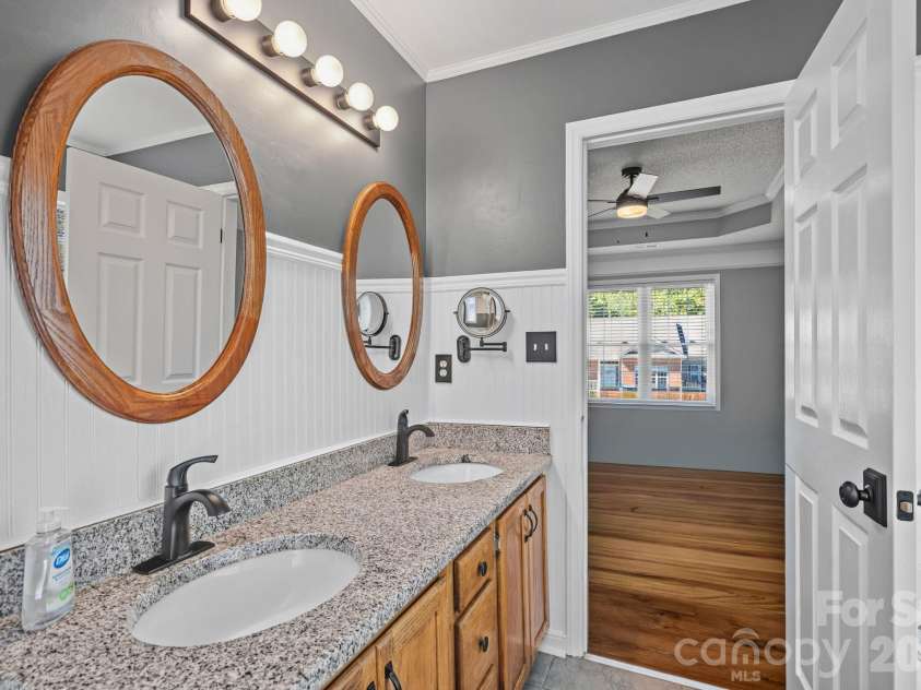 8004 Rachel Court, Waxhaw, NC 28173.  MLS# CAR4433467, YatesRealty ID 56972. 