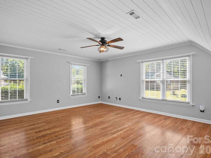 8004 Rachel Court, Waxhaw, NC 28173.  MLS# CAR4433467, YatesRealty ID 56972. 