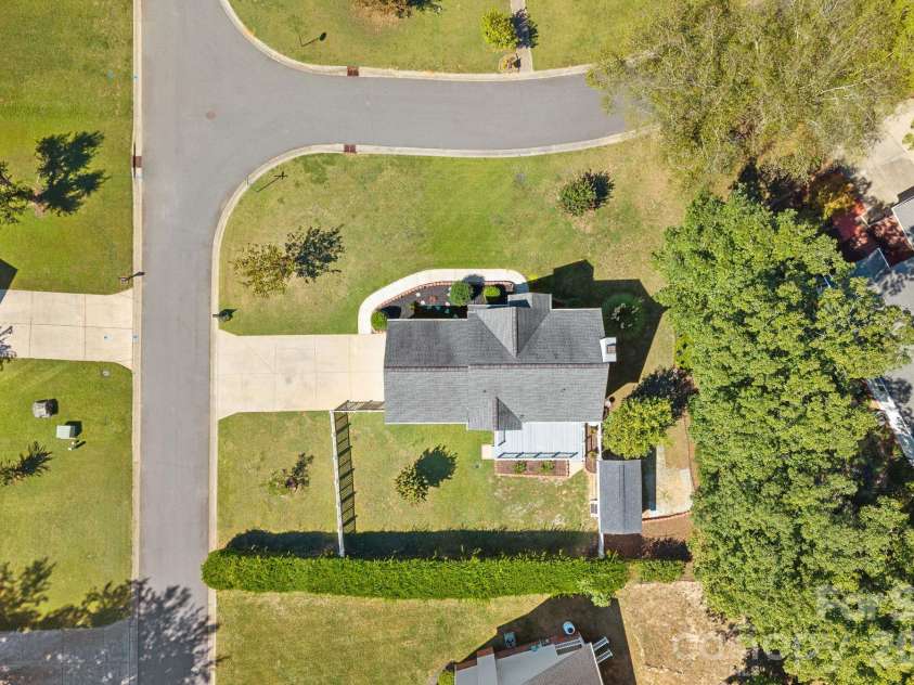 8004 Rachel Court, Waxhaw, NC 28173.  MLS# CAR4433467, YatesRealty ID 56972. 