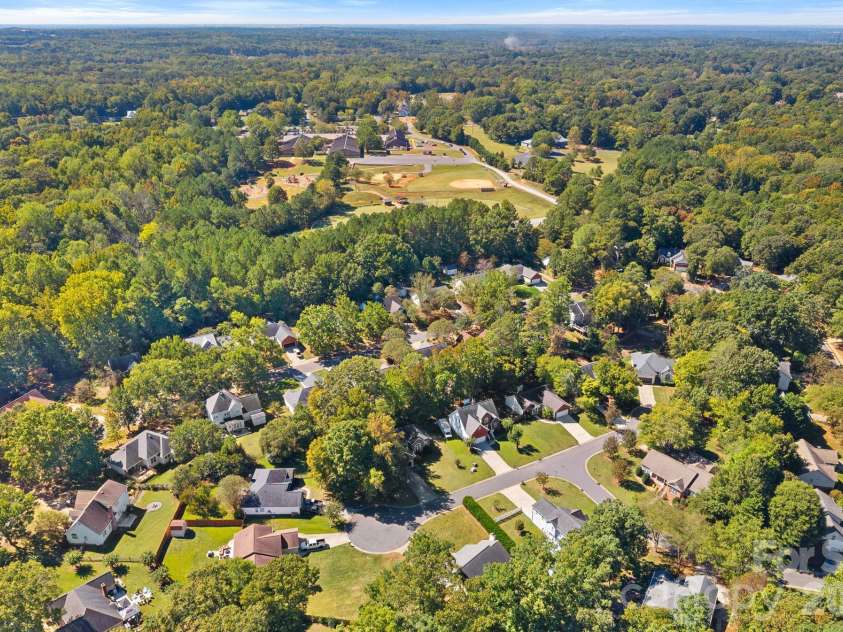 8004 Rachel Court, Waxhaw, NC 28173.  MLS# CAR4433467, YatesRealty ID 56972. 