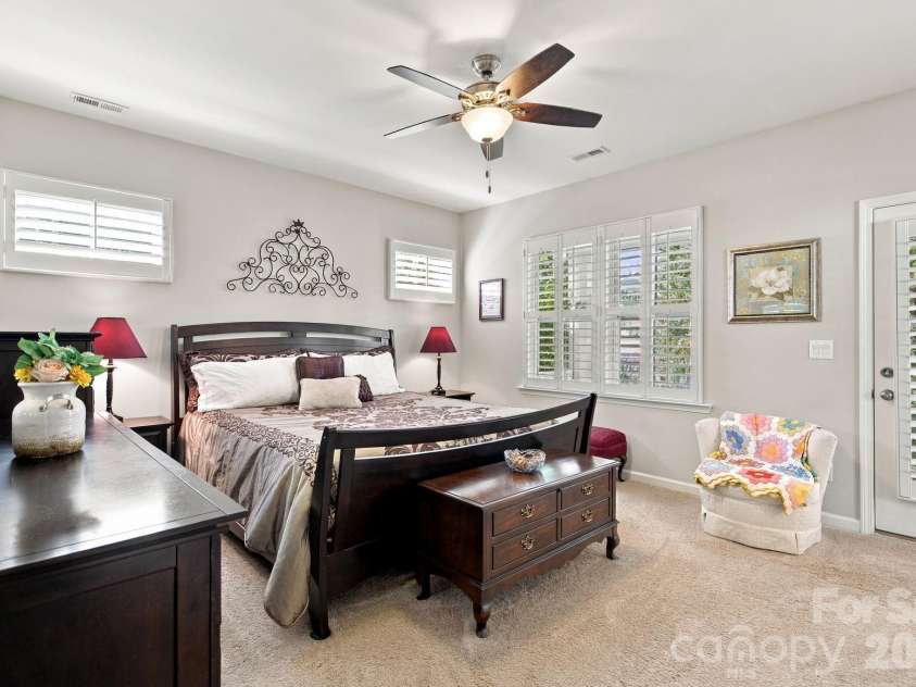 1816 Cedar Park Drive, Pineville, NC 28134.  MLS# CAR4433343, YatesRealty ID 56977. 