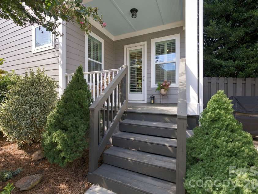 1816 Cedar Park Drive, Pineville, NC 28134.  MLS# CAR4433343, YatesRealty ID 56977. 