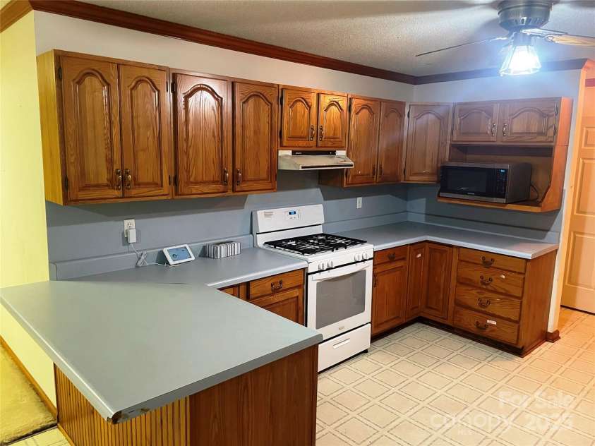 281 Schoolside Drive, Rock Hill, SC 29730.  MLS# CAR4288463, YatesRealty ID 5698. 
