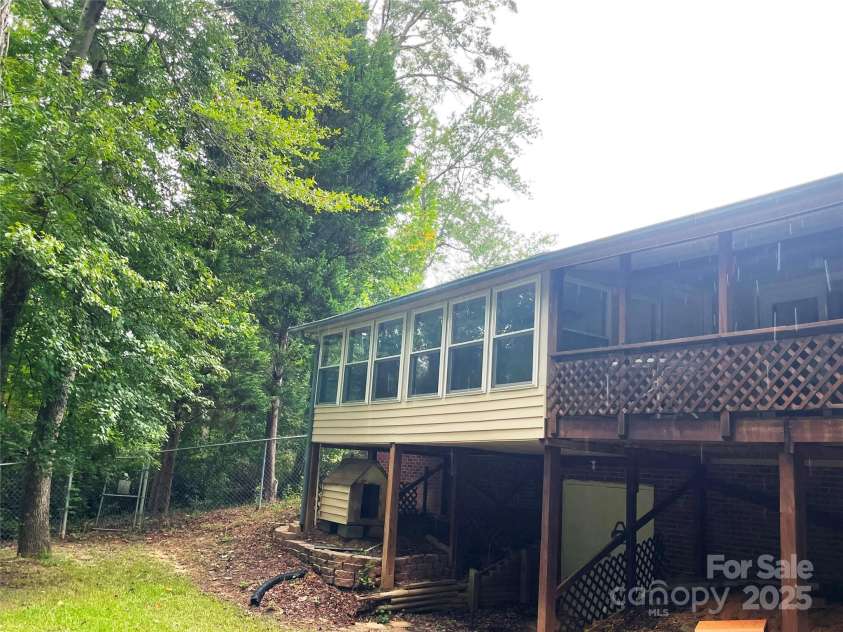 281 Schoolside Drive, Rock Hill, SC 29730.  MLS# CAR4288463, YatesRealty ID 5698. 
