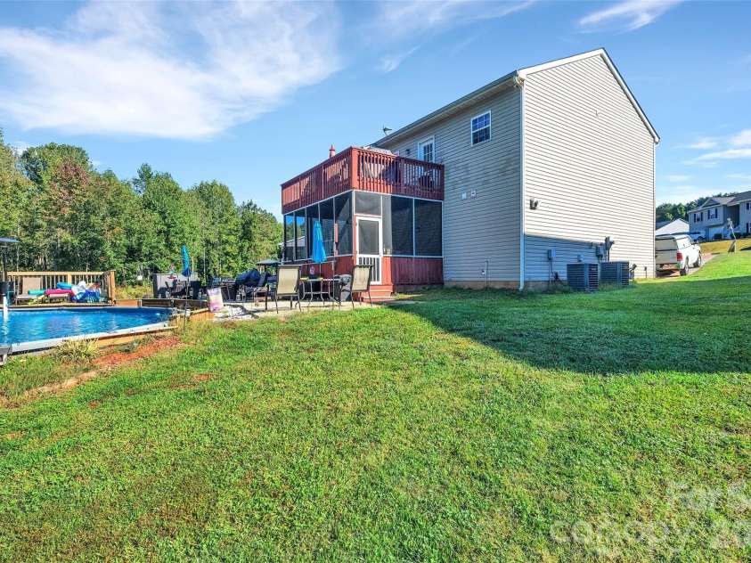 392 Lone Tree Lane, Clover, SC 29710.  MLS# CAR4433235, YatesRealty ID 56980. 